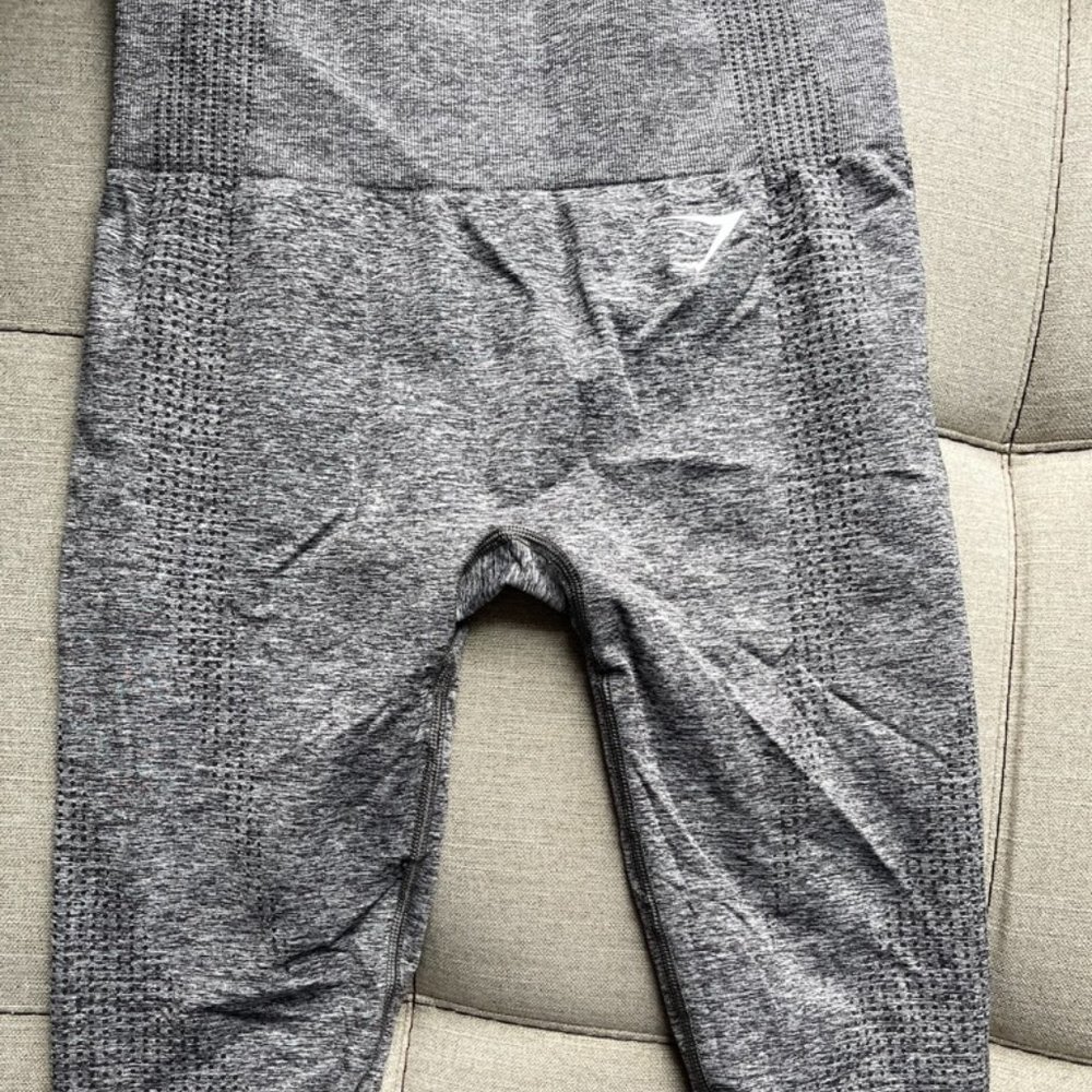 Gymshark Vital Seamless Leggings, light gray, Size small